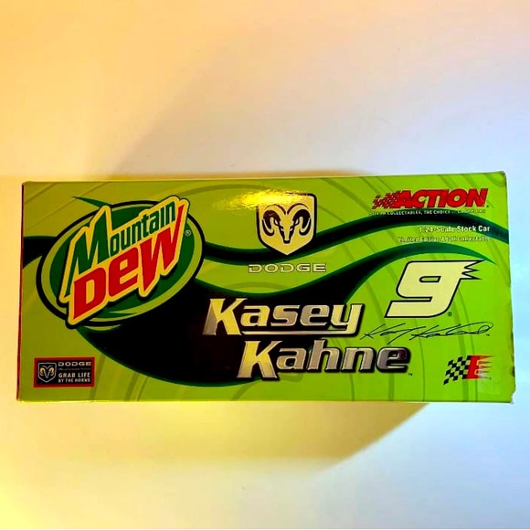 Kasey Kahne 2004 #9 MOUNTAIN DEW Dodge Intrepid 1:24 Nascar ORIGINAL BOX ONLY - Picture 4 of 9